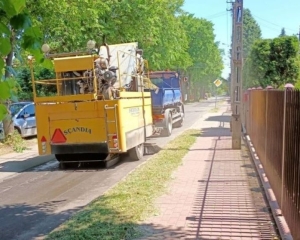 Sprzątanie ulic na mokro